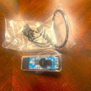 GAMING BLUETOOTH LIGHTS UP BLUE BRAND NEW NEVER USED WITH CHARGING CORD